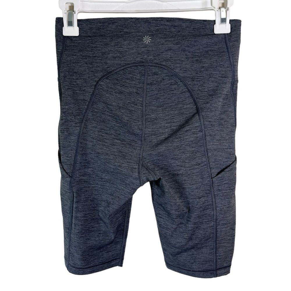 Athleta Ultimate Stash Pocket Short 9" Size XS - Picture 2 of 4